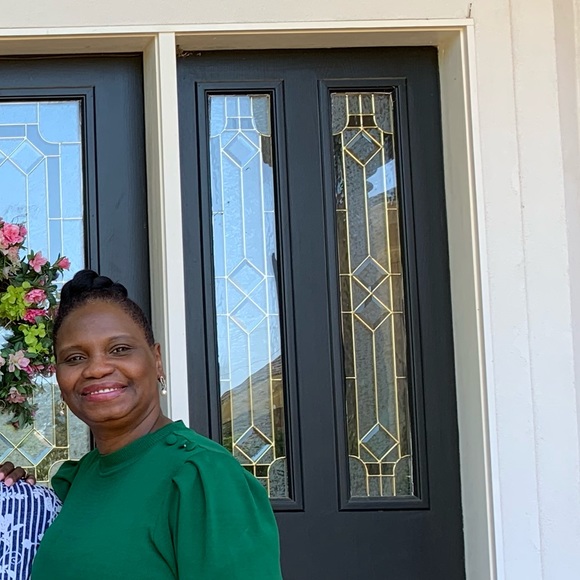 Meet your Posher, Lashonda - Picture 1 of 1